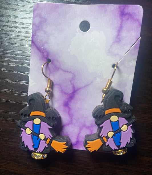 Ear rings silicone gold witch gnome